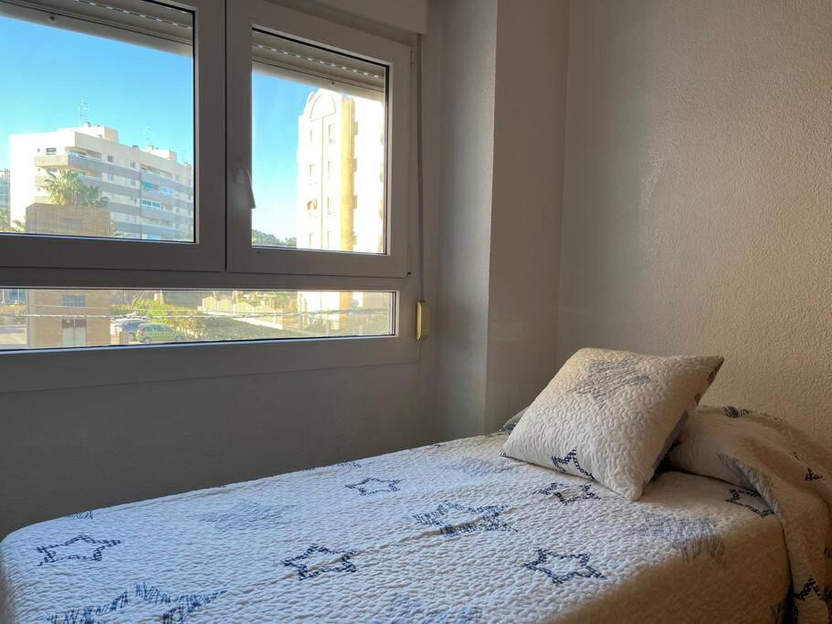 Residencial Salida Directa Al Mar. Grandes Vistas Apartment Alicante Bagian luar foto