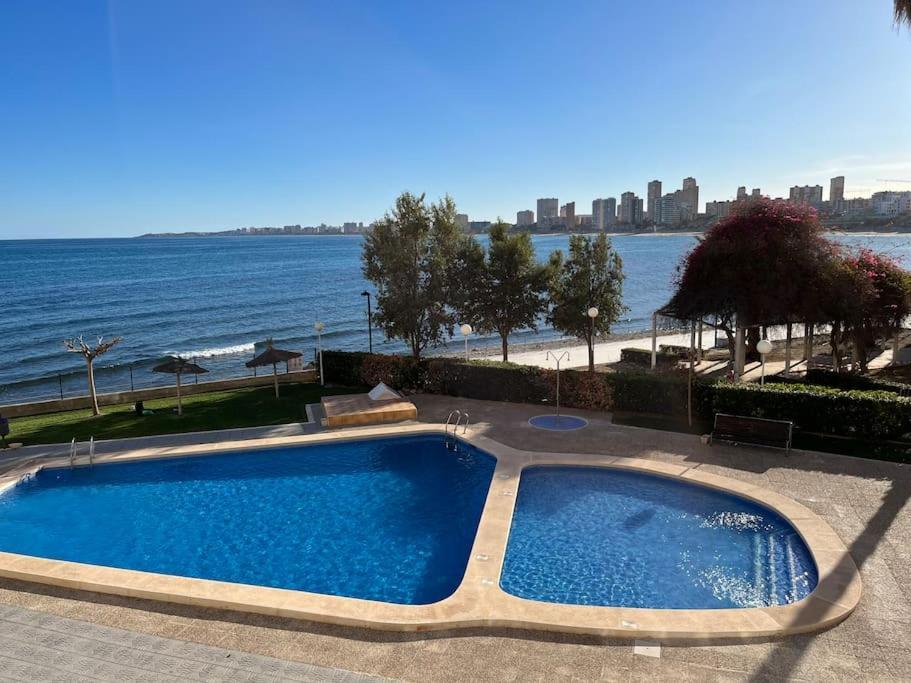 Residencial Salida Directa Al Mar. Grandes Vistas Apartment Alicante Bagian luar foto